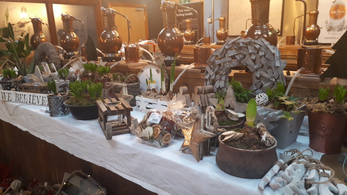 Christmas Shopping Event <a href="/CuckooGin/">Cuckoo Gin</a> , Brindle #Lancashire. come and try pure local honey, gin, cakes , flowers, chocolates and lots more . Just off M61 J9 or M6 J29 . Loads of free parking. dogs welcome <a href="/XPotsOfLoveX/">SophiesFlowerPot</a> <a href="/RivingtonChoco1/">Rivington Chocolates</a> <a href="/Brinscall_Baker/">The Brinscall Baker</a> <a href="/Beescountrykit/">Bees Country Kitchen</a>