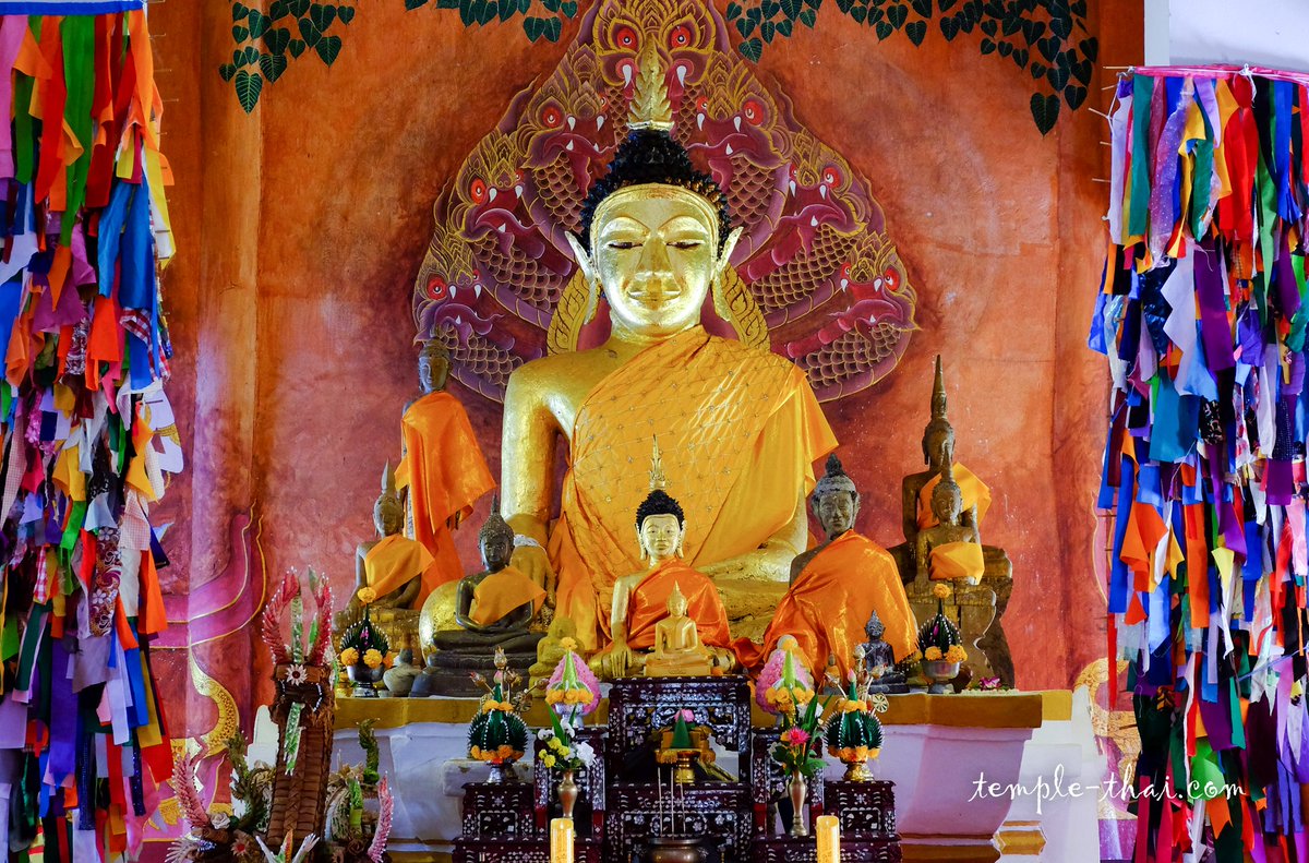 templethailande's tweet photo. Phra Chao Yai (พระเจ้าไหญ่), soit le gros bouddha.
Âgé de trois à quatre siècles, Phra Chao Yai est le bouddha principal du Wat Phon Chai à Dansai, dans la province de Loei.
#dansai #loei @TatLoei #Thailande #Buddha #Bouddha
> https://t.co/lDHxPyjOUw https://t.co/pVhF6lEnhm