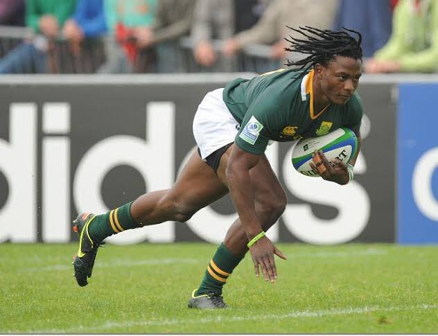 JustPlainX's tweet photo. The speedy legend @Seabelo_Senatla scores an easy none!
RSA 29-7 SAM (3:00 / to go first half)
#RSAvSAM @Blitzboks @Dubai7s #SemiFinals @WorldRugby7s #ssrugby @springboks #Dubai7s https://t.co/tEdJdpFYCn
