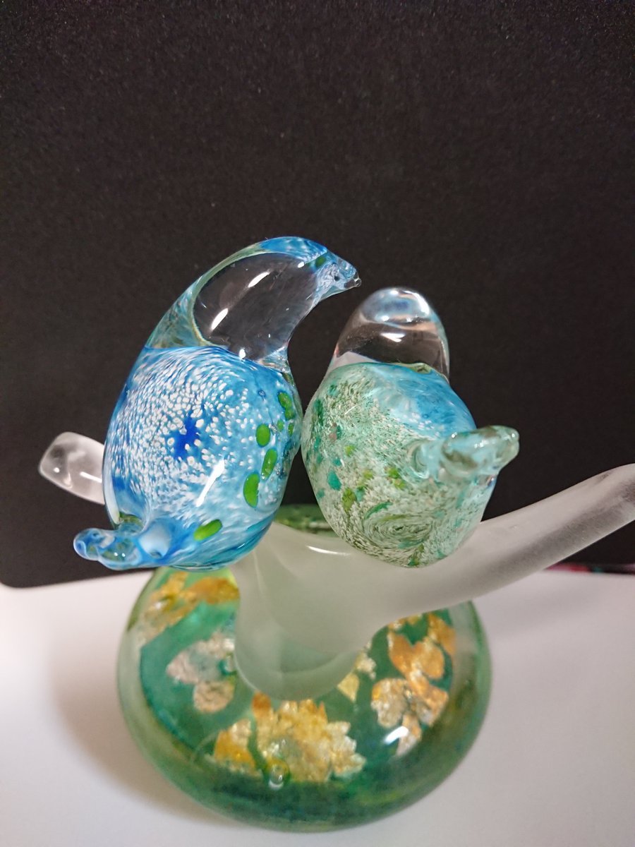 MAXpower_KURI51's tweet image. ずっと欲しかった硝子の鳥を購入！
仲睦まじい雰囲気がとっても可愛い……お前たちが私の青い鳥だ……

#FusionFactory
 #原加奈子