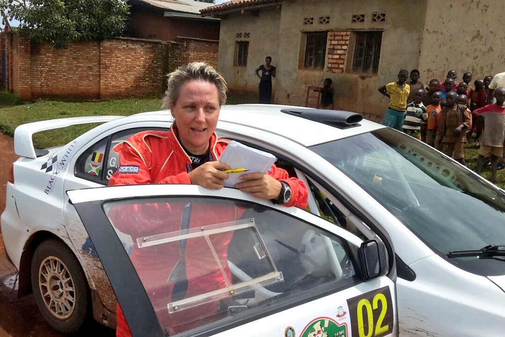 IngoMagazine's tweet photo. Le seul équipage avec une femme à bord🙌, #GiancaRallyTeam de Giancarlo Davite en co-pilotage avec Sylvia Vindevogel dans une #MitsubishiEvo X sponsorisé par #AutoPaints partenaire du @BurundiRally.
#Burundi #Ingomag
#RallyeDeNgozi #NgoziAt100 https://t.co/1FRgH3RWCI