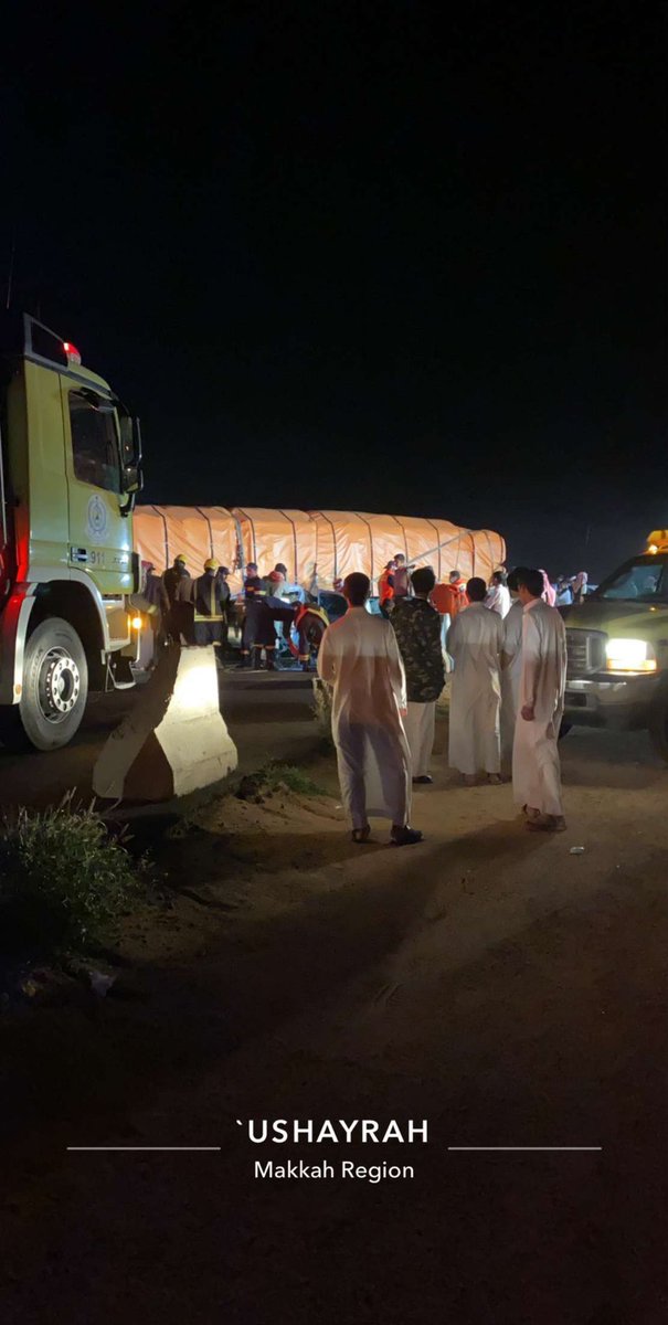 ksa_taiff's tweet image. #طريق_عشيره اهالي عشيرة يحملون وزارة النقل الوفيات الواقعة على طريق عشيرة والسبب تعثر الطريق لأكثر من خمس سنوات