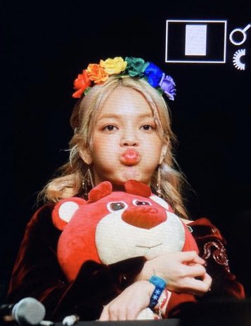 지민 사진 올리는 계정 tweet media