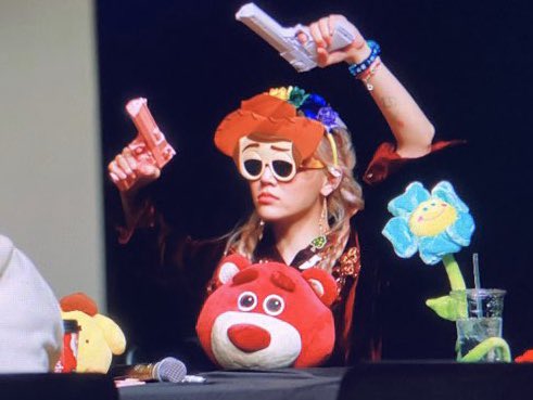 지민 사진 올리는 계정 tweet media