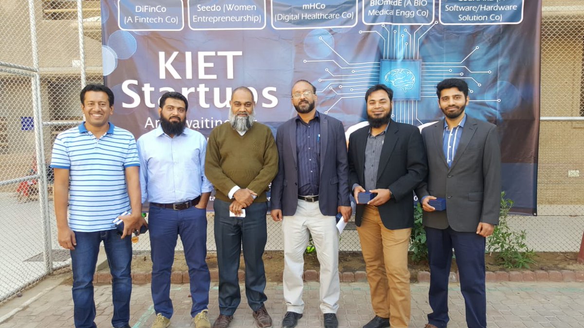 PakistanTesters's tweet image. #PSTS members @kamranAX  and @AmirImam19  visited PAF-Karachi Institute of Economics &amp;amp; Technology for project evaluation and process improvements

#Careers #Academia #PakistanTesters