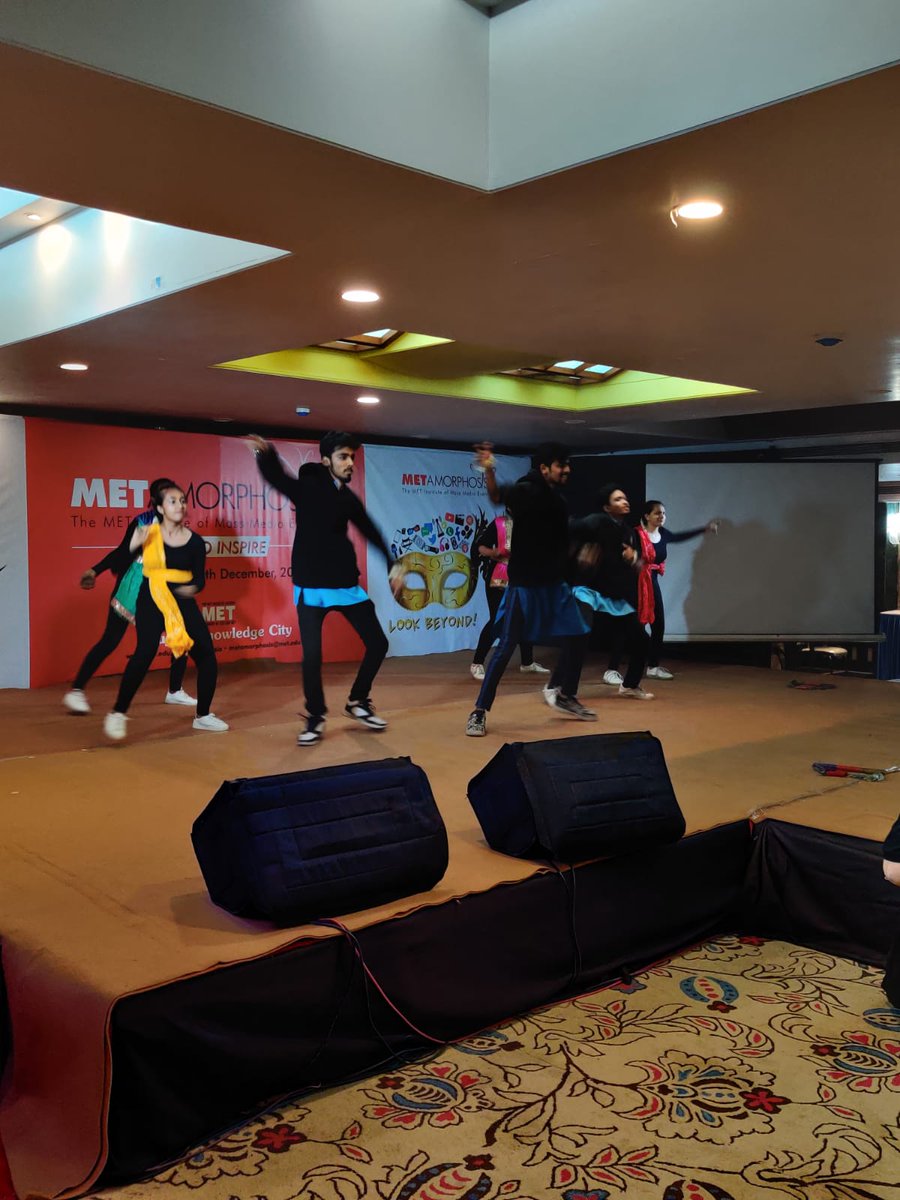 TheMetaFest's tweet photo. #OnTheFloor - Bale freestyle! 😍👏🏽

#METamorphosis19 #MET2019 #METInstituteOfMassMedia #METa2019 https://t.co/sIaSWtHZ5b