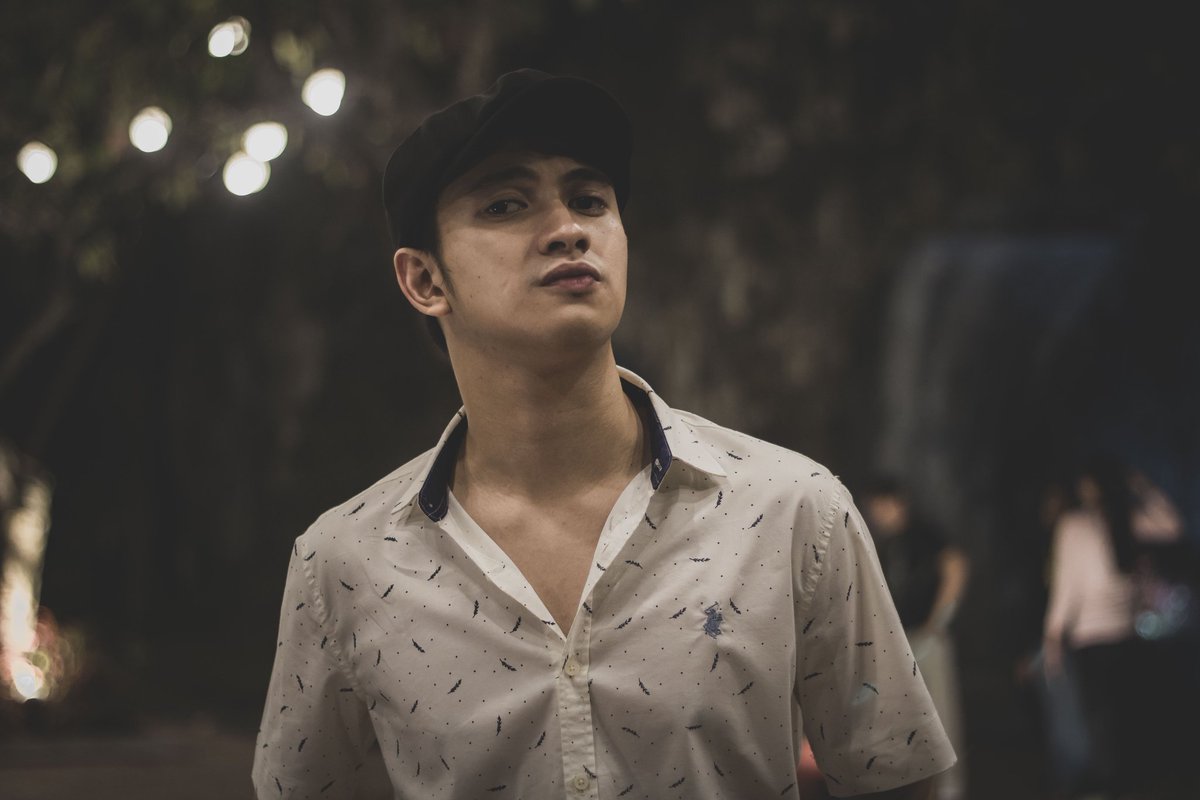 akosilexusss's tweet photo. kapag lumingon ka, akin ka 👀 https://t.co/LGXPsE5LXp