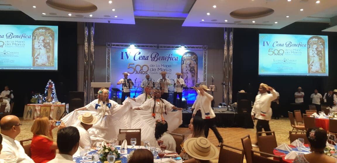 FLumenChristi's tweet photo. GRACIAS a todos los que  colaboraron, donaron y compartieron con nosotros esta IV Cena Benéfica en favor de los más necesitados llevada a cabo el pasado jueves, 28 de noviembre, 2019 enalteciendo la cultura panameña. #fundacionlumenchristi #laicosenaccion https://t.co/BDcvgMb8Q0
