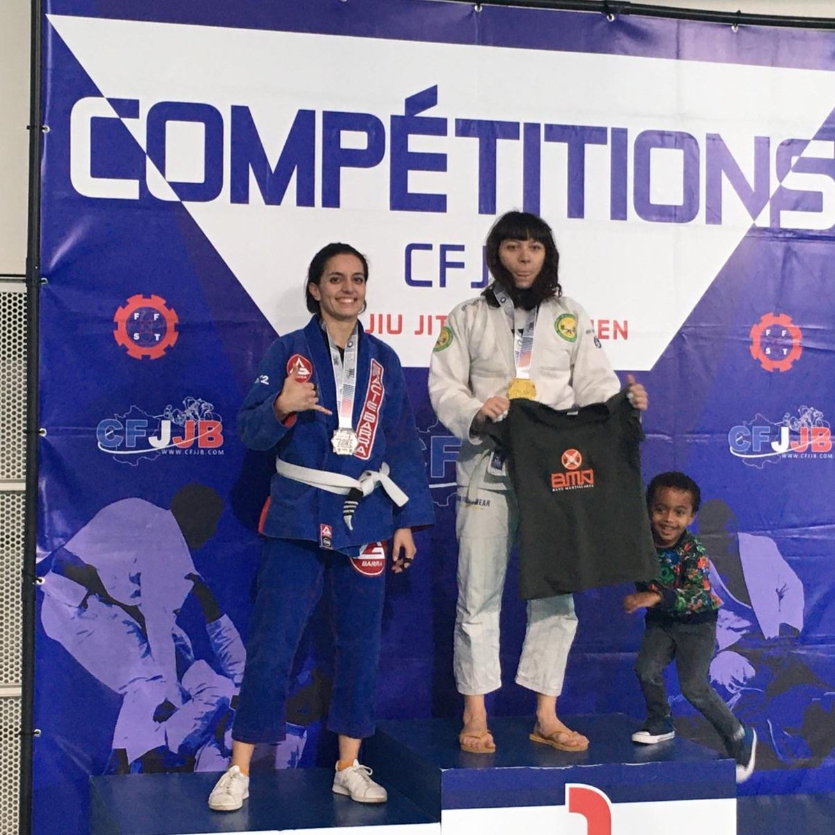 Première compétition de jiu jitsu brésilien. 
Pas gagné mais une magnifique expérience !
Rdv en juin pour les championnats de France !! 💪💪