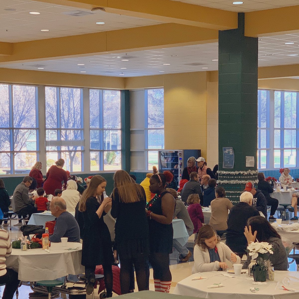 e_pioch's tweet photo. #CHHS choral boosters did a great job with the Winter Wonderland! Great music, delicious breakfast, fun family activities, excellent vendors, &amp; Santa! #GoCavs @cloverhillhs @JPhillips_CHHS #oneccps https://t.co/YM2YgezVuU