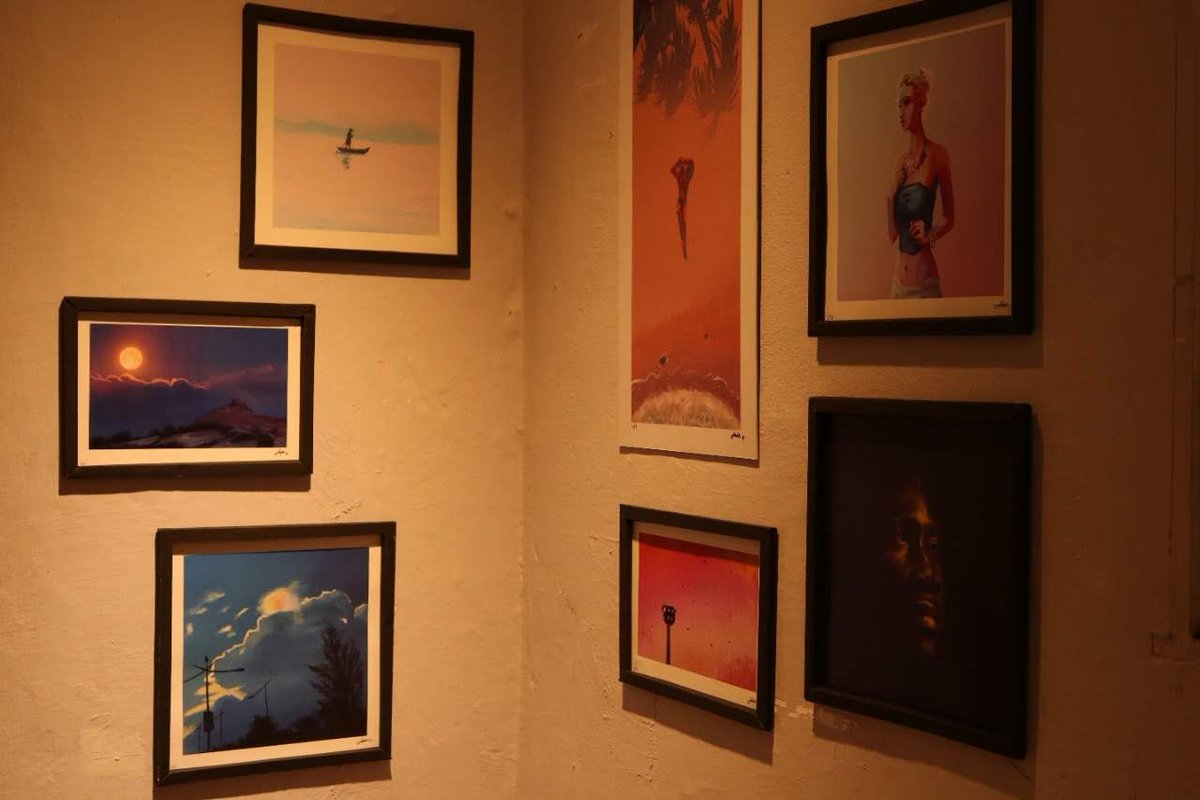 lheu_'s tweet photo. Os quadros serão os mesmos que estavam na expo no @espacobarco mês passado, com exceção dos que venderam e dos que estão reservados, é bastante coisa ainda assim, boraa https://t.co/s7ztWZQbNb
