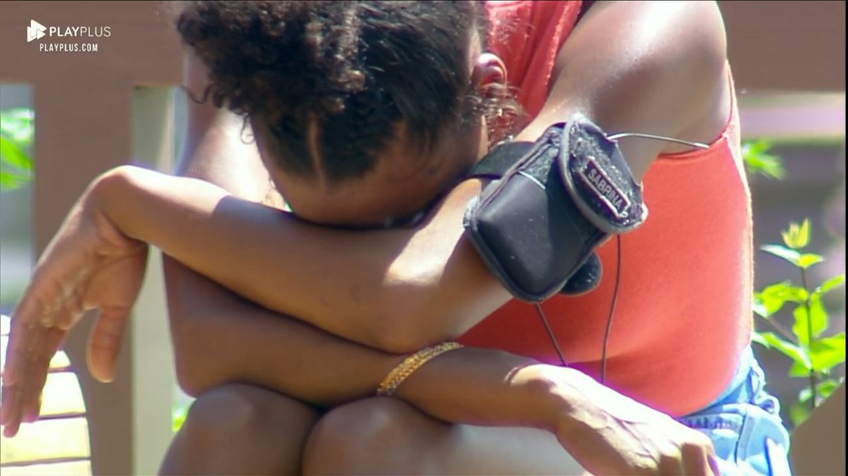 isaqmkt's tweet photo. O que fizeram com a Sabrina foi muita maldade. Tiraram a vaga na final  da menina para dar ao casal sem graça 💔 https://t.co/OnaIG2KTs1
