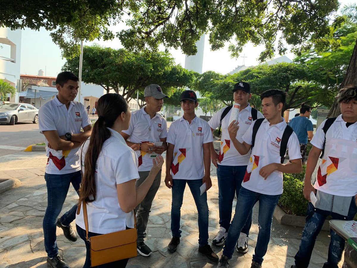 CESMACOLIMA's tweet photo. Con un módulo informativo sobre la prevención de las adicciones, el equipo UNEME-CAPA Tecomán se suma a las actividades de la Feria Nacional de Salud y Cultura.

Estamos en el Jardín Principal Del Municipio ¡Participa! 
#FrenteALasAdicciones
#JuntosPorLaPaz ☂️
#EscuchemosPrimero https://t.co/IJml6yv7wG