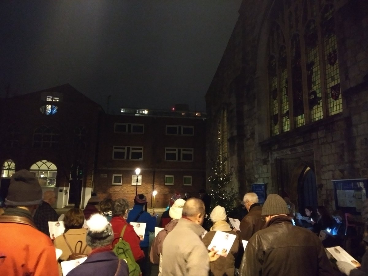 Carols in the Square with At Joseph's Church 🎶🎸