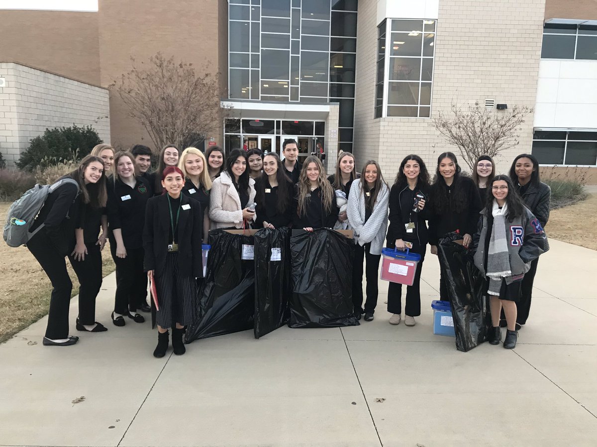 Birdville_CTE's tweet photo. Education &amp; Training students from @Birdville_High &amp; @Richlandhigh are attending the  2019 TAFE Region 11A Conference &amp; Competition 🍎📚 Good luck 🍀 https://t.co/WMolshlgpt