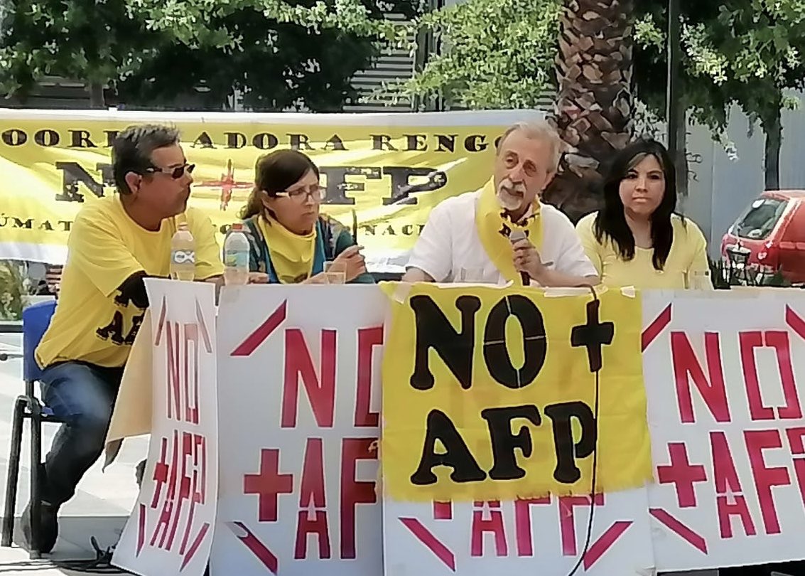 LuisMesina1's tweet photo. En Plaza Pública de Rengo debatiendo sobre pensiones 
y AC con los ciudadanos
Debemos valorar y recuperar los espacios públicos para la comunidad, requerimos más democracia y podemos 
alcanzarla a través de una Asamblea Constituyente Soberana Plurinacional con paridad de género https://t.co/p9sNV956Ey
