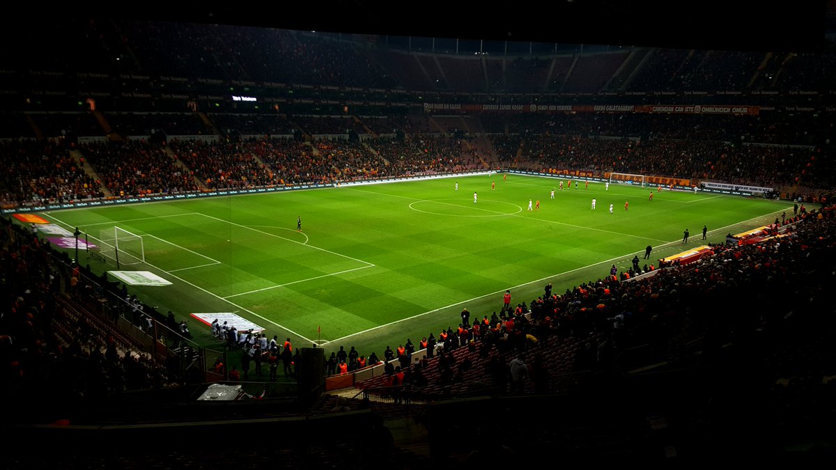 fkkcat's tweet photo. Galatasaray Alanya Spor.
Cimbom yine efsane yazıyor👏👏👍👍 #turktelekomarena https://t.co/rkxBf1SSfS