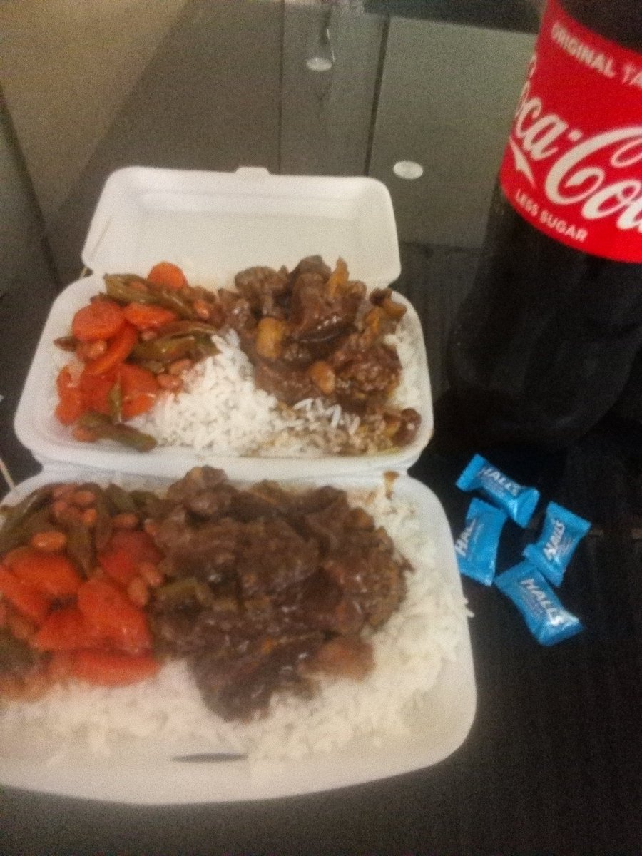 XolisKitchen's tweet image. Xoli's kitchen 273 Zone 2 Reutlwile view Zinniaville Rustenburg
, 0713065130, We deliver to Tlhabane west, Tlhabane, Geelhout park ext, 4,6,9, Fox Lake, Noord, CBD, East, Zinniaville, Karlien, Reutlwile view, Seraleng. Minimum order R100 or R150 depending on distance.