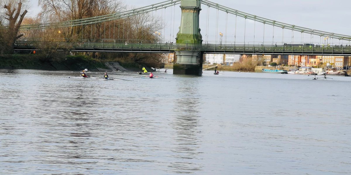 SHHSHammersmith's tweet photo. Great day racing for our Y12s Emer, Imogen and Annabelle @ScullersHead today @FulhamReachBC! Well done! 🏅🚣🏻♀️ #rowingforeveryone #shhsrowing https://t.co/qOdUlZsDVJ