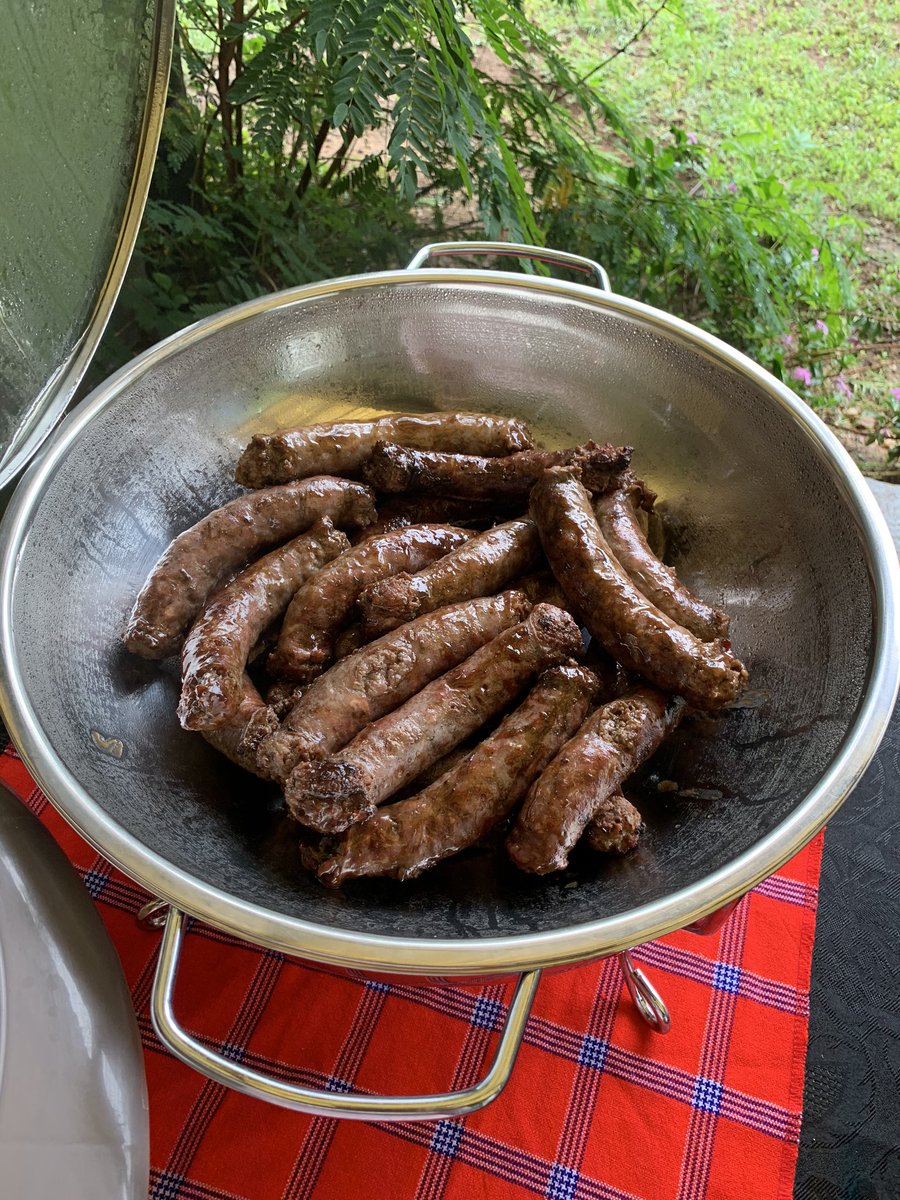 dr_lovelee's tweet photo. @braai_guru comes to you (home or venue) with all equipment and staff to prepare your meal for you while you relax & enjoy time with your guests...
_____
#HostessWithTheMostest ๐ฅฐ
#WineClub ๐ท๐ท
#Basading ๐ฏโโ๏ธ๐ฏโโ๏ธ๐ฏโโ๏ธ
#WithinMyLadies ๐
#iThrowAMeanParty ๐ฅ๐พ๐ฅ https://t.co/R4ASRWeO2d