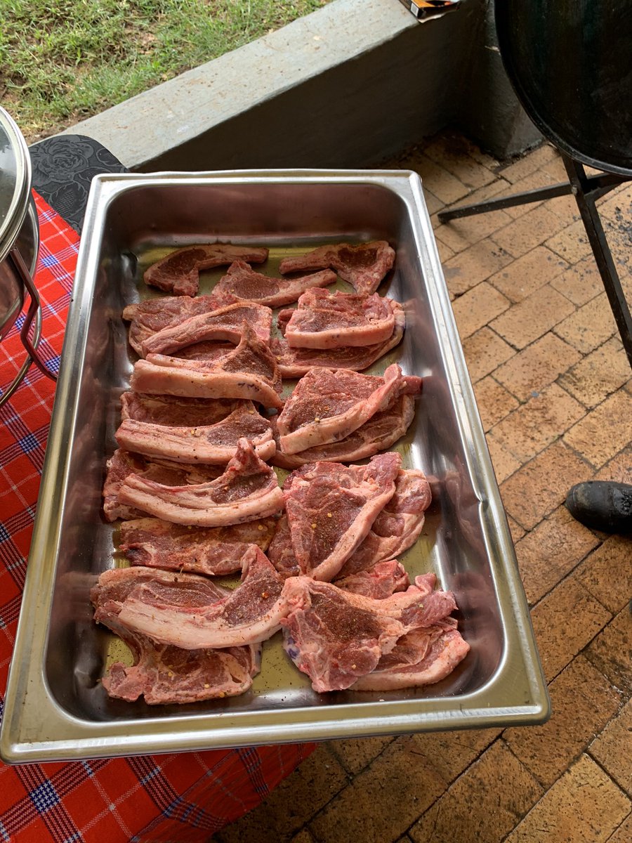 dr_lovelee's tweet photo. @braai_guru comes to you (home or venue) with all equipment and staff to prepare your meal for you while you relax & enjoy time with your guests...
_____
#HostessWithTheMostest ๐ฅฐ
#WineClub ๐ท๐ท
#Basading ๐ฏโโ๏ธ๐ฏโโ๏ธ๐ฏโโ๏ธ
#WithinMyLadies ๐
#iThrowAMeanParty ๐ฅ๐พ๐ฅ https://t.co/R4ASRWeO2d