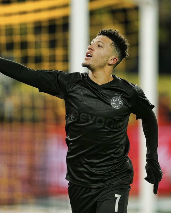 Borussia Dortmund s Stunning Blackout Kit Is Now In FIFA 20
