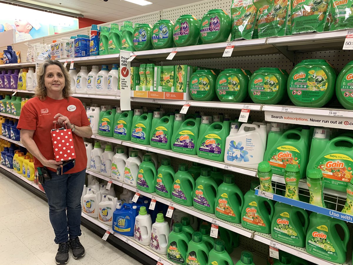 Target_Stephanie tweet media