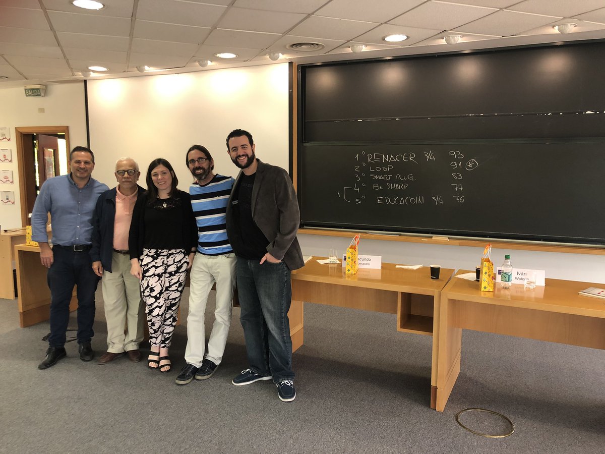 FJTomaselli's tweet photo. Cierre del “Programa IN 2019”, escuchando, evaluando y aprendiendo de 5 equipos innovadores y disruptivos, junto a un Board de lujo: Luciana Baldoni de 3M, @ivanwolcan de Globant y Tomás Aragona de Philips. #Innovation #Learning #Arts #Tech #Management @IAE_Austral @dambra_luis https://t.co/HIlao3dR4D