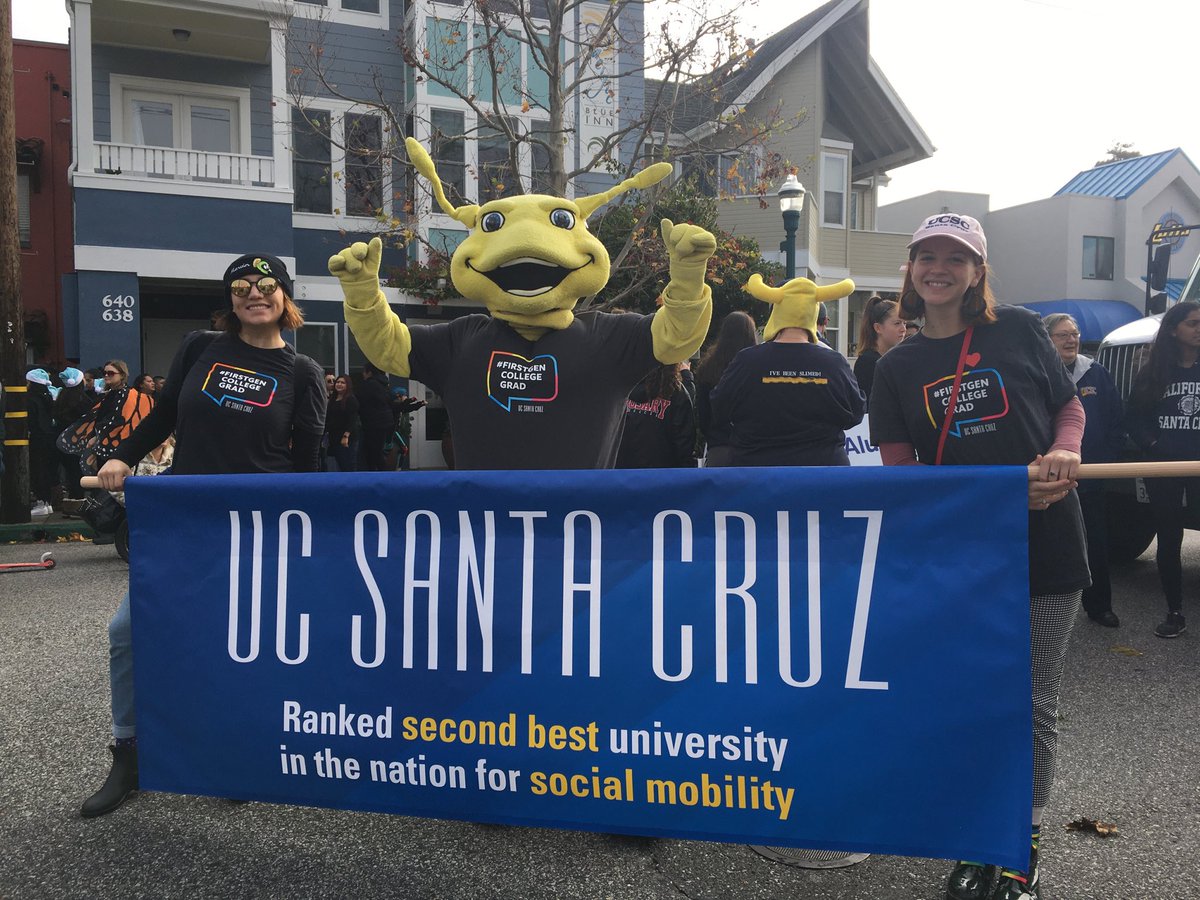 FirstGenUCSC's tweet image. Sammy slug showed up! #firstgenucsc