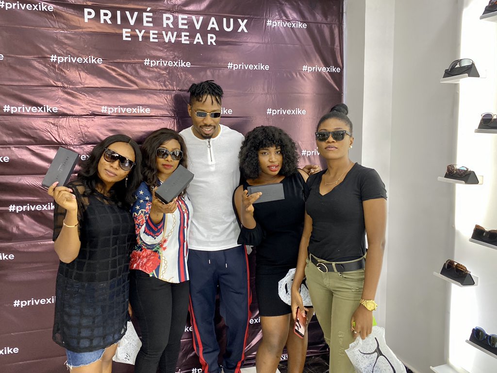 ike_exclusive's tweet photo. I ❤️ my Gang  #privexikeonyema https://t.co/U91S7gQTwe