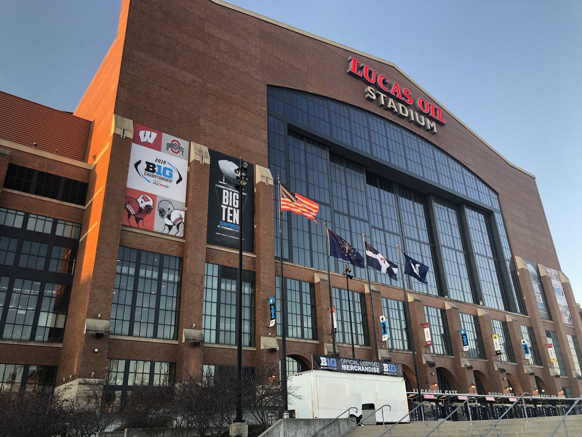 Coach5JP's tweet photo. Beautiful morning at Lucas Oil Stadium! #B1GTenChampionship #OnWisconsin https://t.co/Mt8EAqpvzC