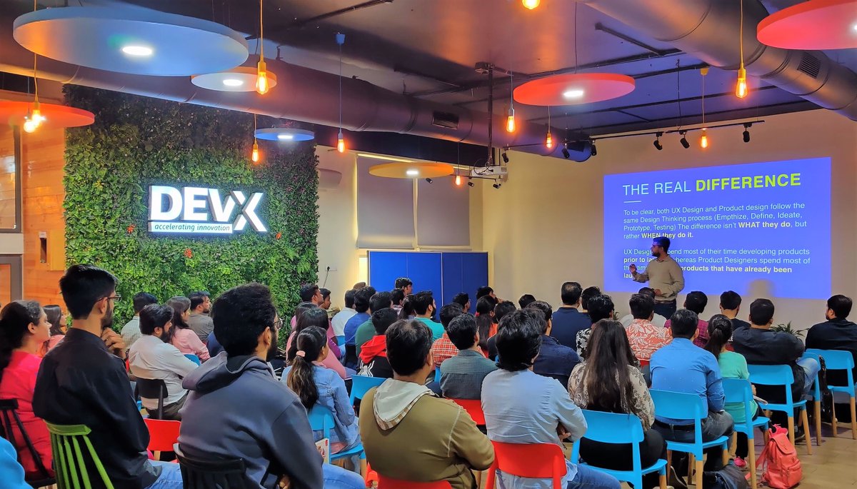 DevX_Work's tweet photo. Training & mentoring session on the UX/UI design industry in progess... A valuable experience for design enthusiasts by DesignBoat UI/UX School!
#DevXCommunity #UXUI #Design #DesignBoat #CoworkingSpace #CoworkingAhmedabad https://t.co/3Ykj7Ykc7u
