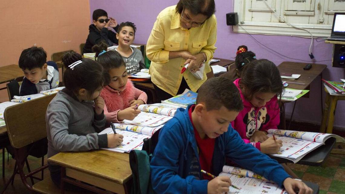 (2 de 3) En la prueba PISA de estudiantes de 79 paises, Chile salio No. 43, Uruguay 48, Costa Rica 49, México 53, Brasil 57,  Colombia 58, Argentina 63,  Perú 64, Panamá 71 y la R.D. 76. Vean: hrld.us/34ZWJqH <a href="/elnuevoherald/">el Nuevo Herald</a> <a href="/qtf/">Fernanda Familiar</a> <a href="/beltrandelrio/">Pascal</a> Sigue...