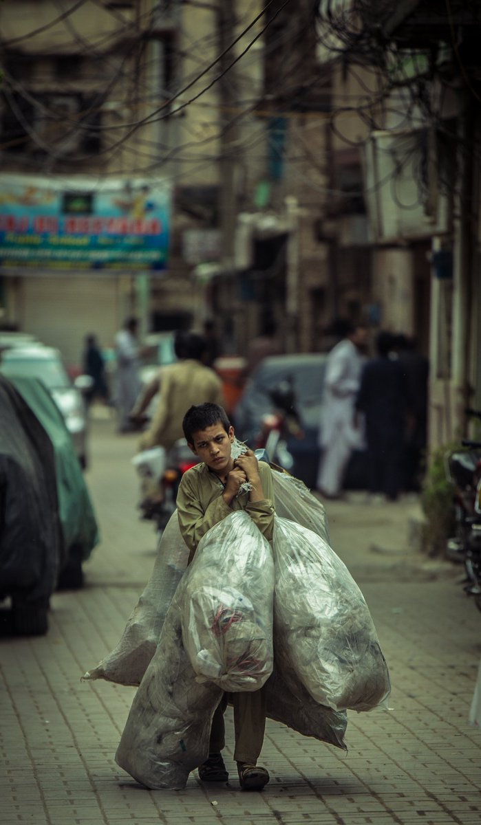 HafeexRehman's tweet photo. Some Street Photography Stuff...Recently Shoot In Sadar Peshawar https://t.co/Py8R5GnBPh