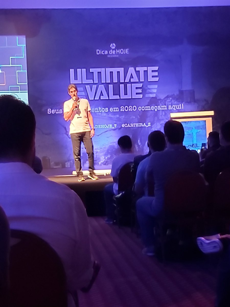 brunobrcard's tweet photo. Agora com César Paiva da Real Investor.
#ultimatevalue #ultimatevalue2019 https://t.co/sZ3gqCkrkR