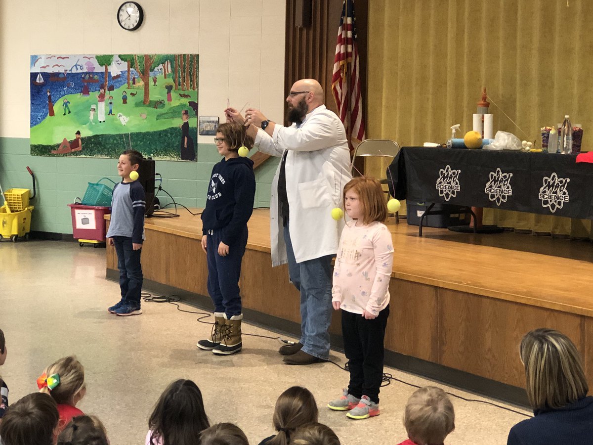 MatunuckSchool's tweet photo. Yesterday we invited Mad Science to showcase elements of the scientific method via real world application! #celebratesk https://t.co/T1PNWut0re