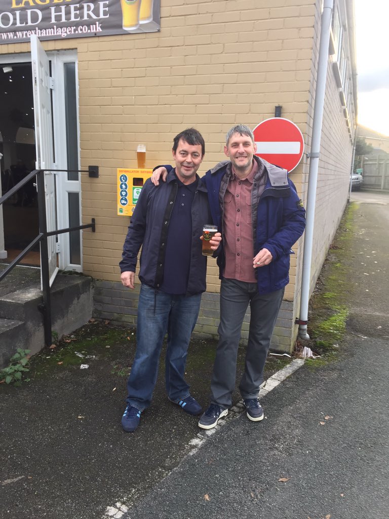 bootlegger1974's tweet image. Slim fit or boot cut lads I know what I prefer