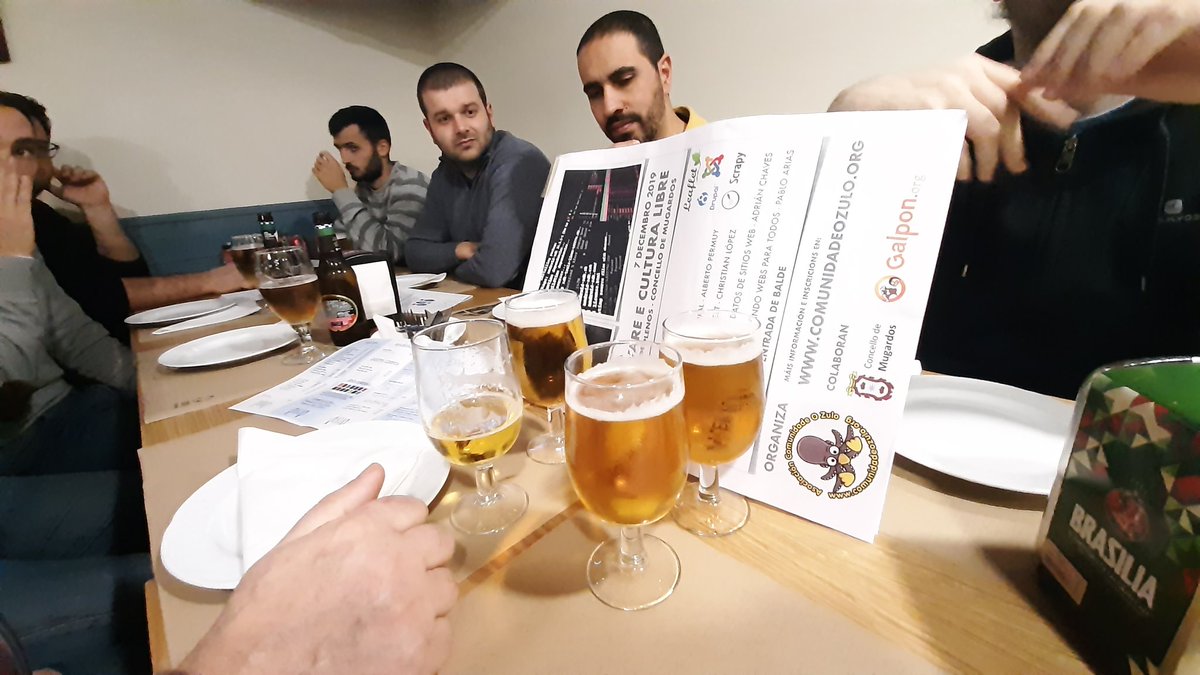 Rematou a xornada! Toca disfrutar da compaña! @galpon <a href="/raivenra/">Jorge Lama</a> @mbouzada . Pablo: dalle que chejas a tempo <a href="/probatto/">probatto</a>