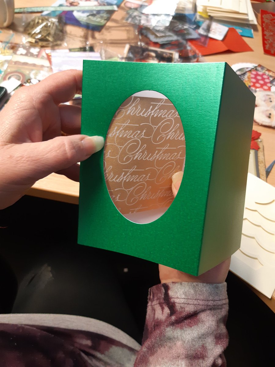 AngusMinds's tweet photo. 🎨Card Creations session goign down a treat! Everyone getting creative🎨 #angus #creative #creativeminds #wellness #Wellbeing #community #SaturdayMotivation #socialenterprise #festive #Christmas #forfar #SaturdayThoughts #session #art #artistic https://t.co/cKyOgDTvxQ