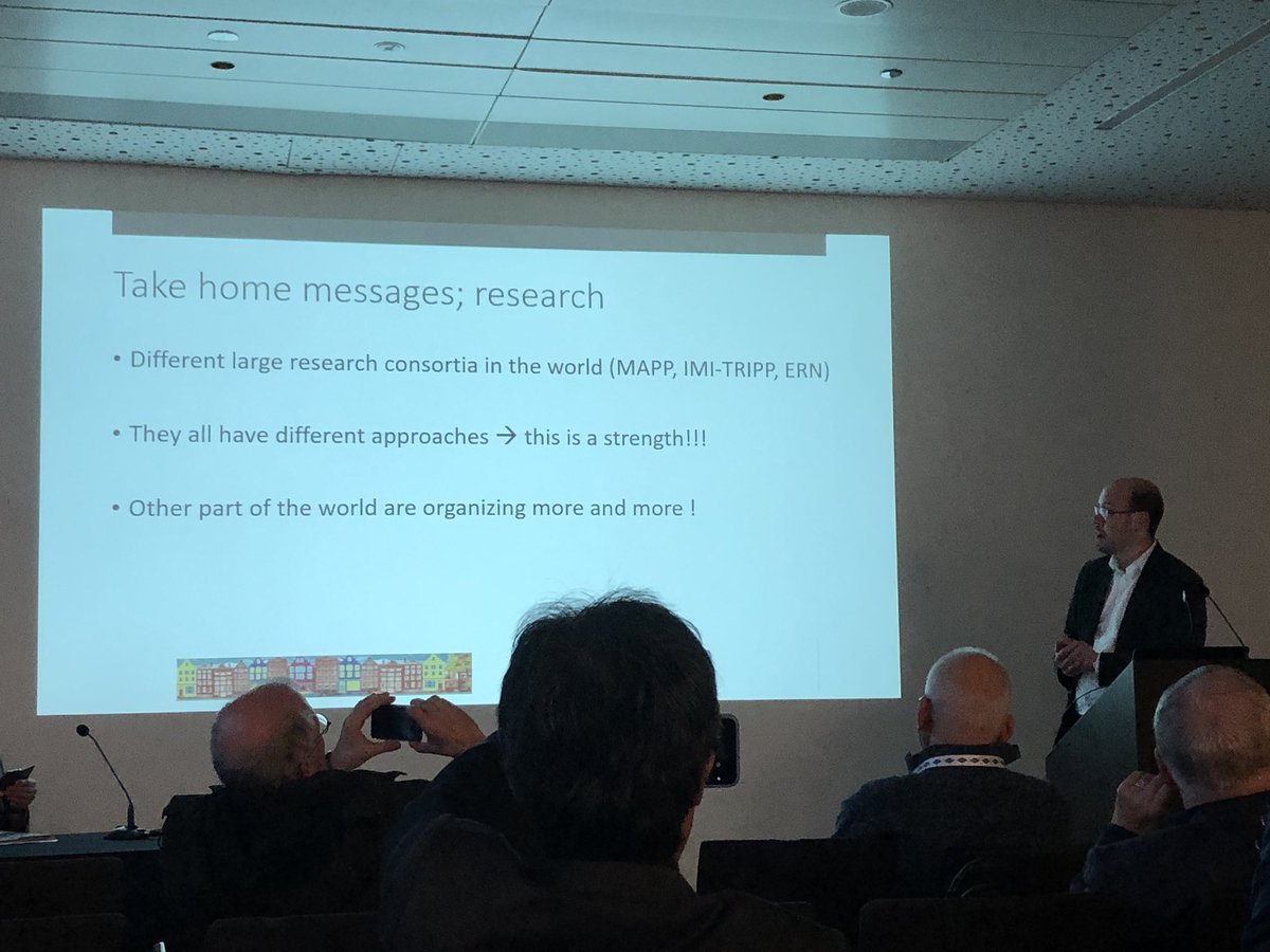jilly_bond's tweet photo. Meeting chair Dick Janssen gives his highlights of 3 days of intense IC/BPS discussion. A well organised meeting - my thoughts will be up on YouTube this week #ESSIC2019 https://t.co/uqllpYc9pi