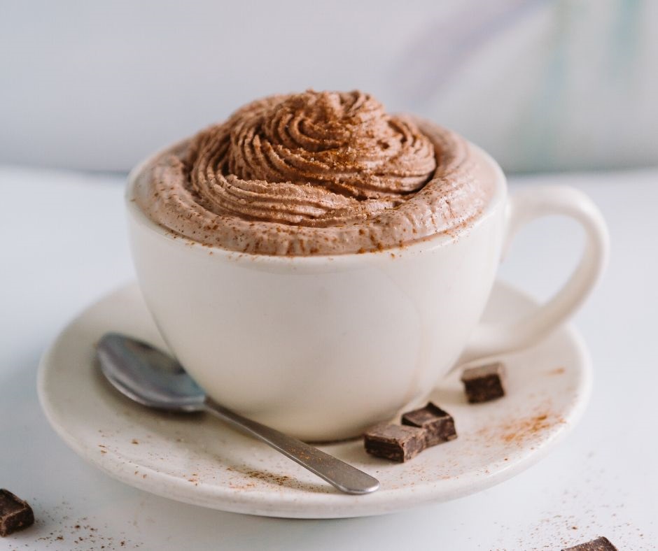 AmeliesBakery's tweet photo. A sweetheart of a drink, our seasonal Cinnamon Chérie Café Crème features cinnamon butter, @PureCoffeeCLT espresso, and milk topped with chocolate whipped cream and cinnamon sugar! #cafelatte #cafecreme #wintermenu #hotdrink #cltcoffee #atlcoffee https://t.co/zKexsl6znv