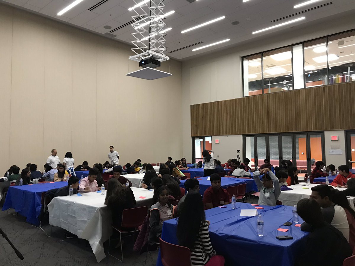 SStartorg's tweet photo. Students taking on STEM challenge at this hour https://t.co/lG6fPmnlxl