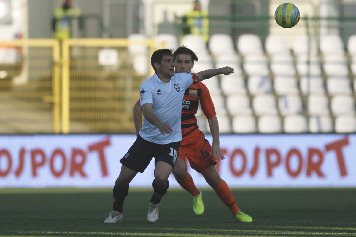ProVercelli1892's tweet photo. ⌚️ FINE PRIMO TEMPO 🦁

🏟️ Silvio Piola di Vercelli
📌 Pro Vercelli 🆚 Pistoiese 0-0 

#EsserciPerCrederci #ProVercelli #Pistoiese #PvePis #SerieC #ForzaPRO https://t.co/iRDRKVMiGN