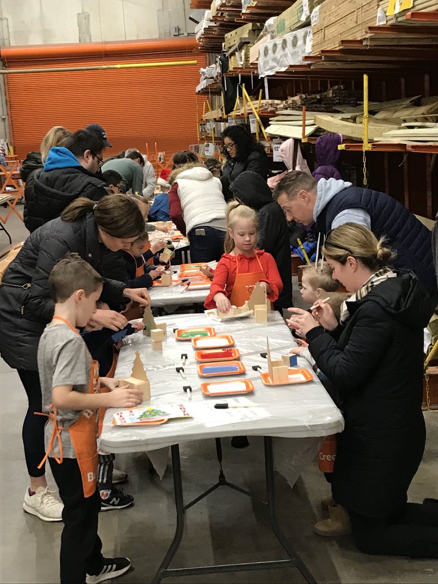 ChristineTulle3's tweet photo. 4143 Warrington Home Services/ Kids Workshop Celebration!!! Over 165 kids coming and letters to Santa...Thank you Store Management for your Partnership!! #HSPSALLSTARS #CABINETMAKEOVERTAKEOVER https://t.co/SK5i9YhgBn