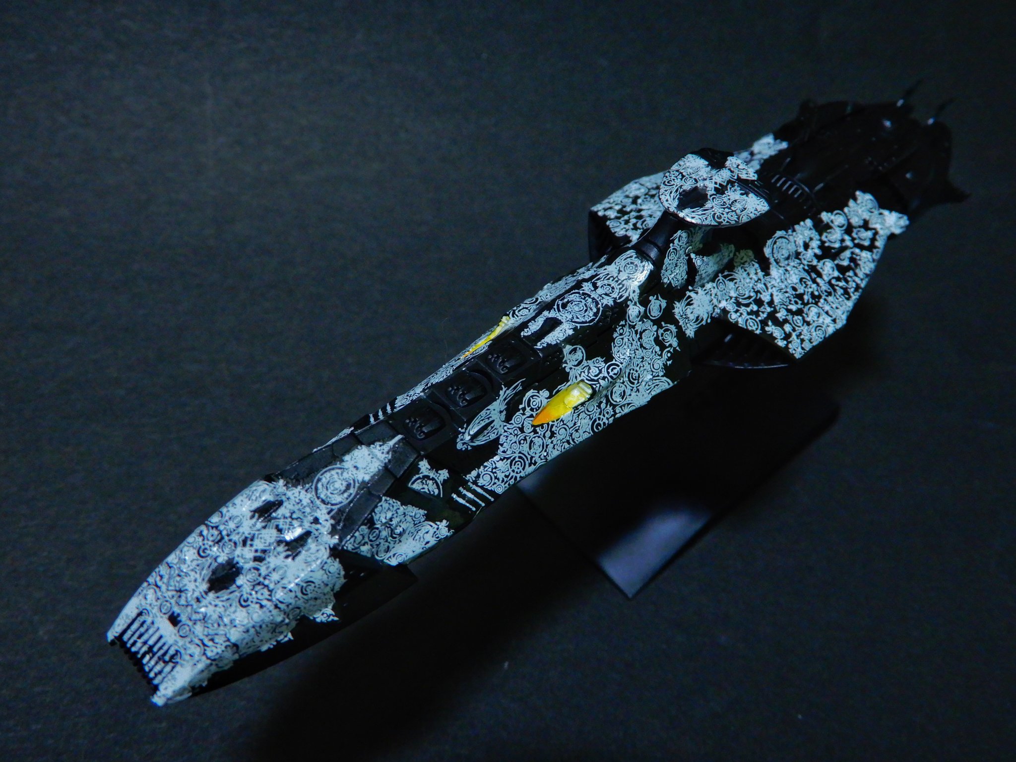 BANDAI - プレミアムバンダイ限定 1/1000 ハイゼラード級航宙戦艦&amp;メルトリア級航宙巡洋戦艦 親衛隊カラーセット(2機セット) 宇宙戦艦ヤマト2199 プラモデル(0190162) バンダイ Amazon | 1/1000 ハイゼラード級航宙戦艦＆メルトリア級航宙巡洋
