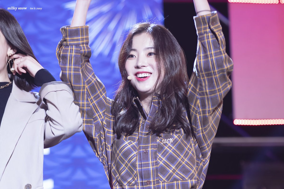 fobtay's tweet photo. happy birthday to our maknae. 💗 #WonderfulZunyDay https://t.co/RPFglFFq9Q