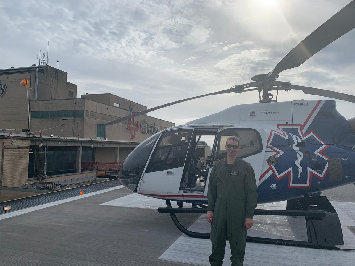 MD1Program's tweet image. There is never a dull moment when it comes to being an MD1 physician! Here is Dr. Steenberg flying with Emory AirLife 1 @HospitalGrady in Atlanta.

#emsphysican #ems #md1everywhere #md1program