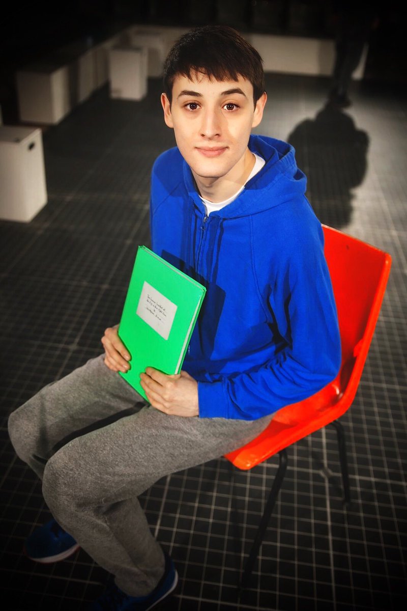 cayvancoates's tweet photo. 1/ ... So that’s a wrap on Christopher Boone. Thank you @NationalTheatre for being a NATIONAL theatre and giving young people across the country access to this mega beast of a play. https://t.co/iTVwV3cPCH
