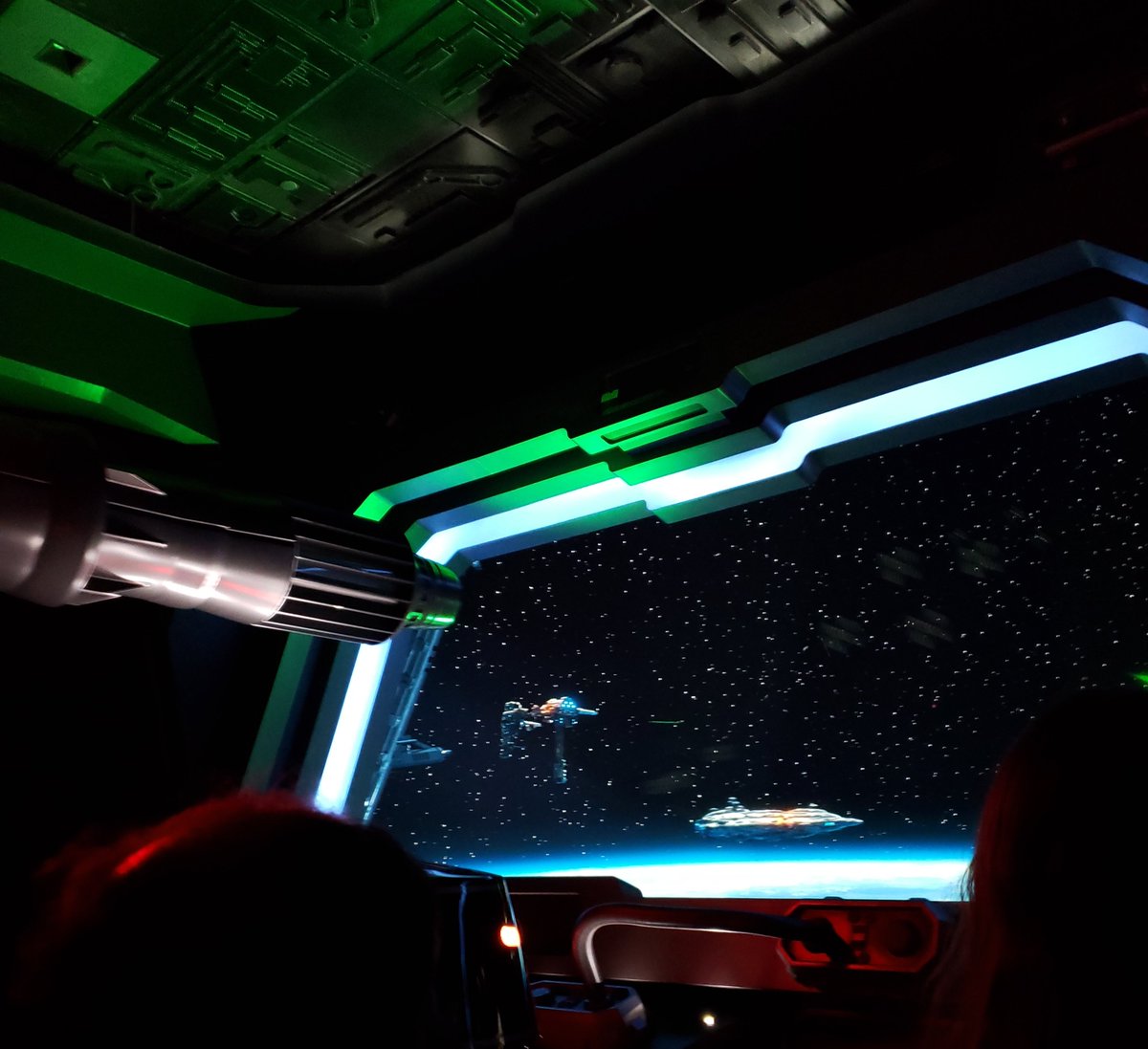 _DisneyAtHeart's tweet photo. Star Wars: Rise of the Resistance is visually stunning.
#Disney #DisneyWorld #HollywoodStudios #StarWars #StarWarsGalaxysEdge #RiseOfTheResistance #GalaxysEdge #BackToBatuu
https://t.co/rQ5vR6bc1w https://t.co/XbnwFbwEk5