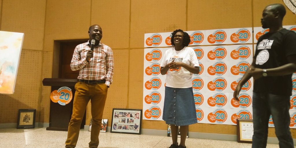 PrimeTimeMAK's tweet photo. @martinssempa @kihumuroagatha @jane_kicho @UncleMarkUganda @SMasanga256 a sneak peek into #PrimeTimeAt20 getting reps for every year to perform in dance battle. https://t.co/na78QbRDHQ